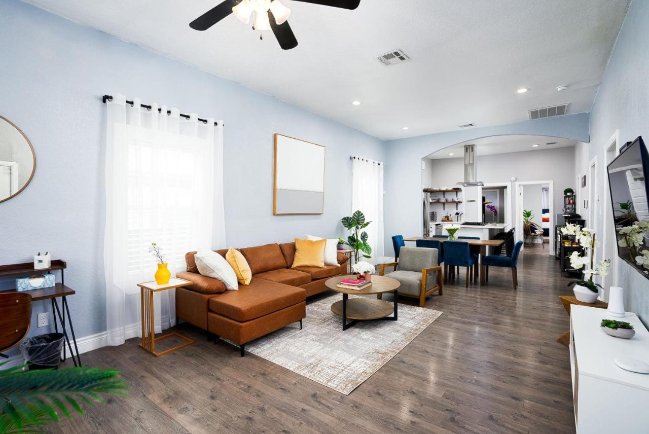 Modern 3 Bed, 2 Bath Minutes To Downtown & Alamodome Сasa de vacaciones *